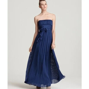 BCBGMaxAzria Timona Silk Navy Blue Shadow Stripe Strapless Gown Dress Size 0
